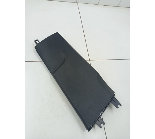 Обшивка центральной стойки правая нижняя