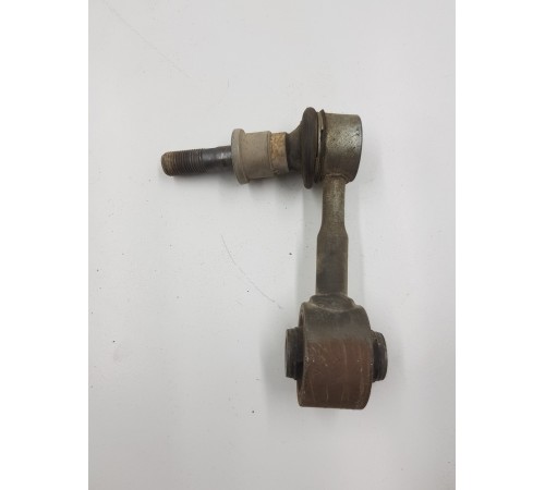 Стойка стабилизатора задняя