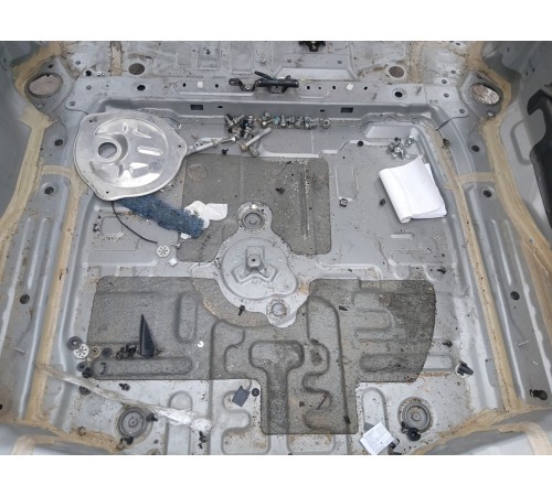 Пол (ниша) багажника