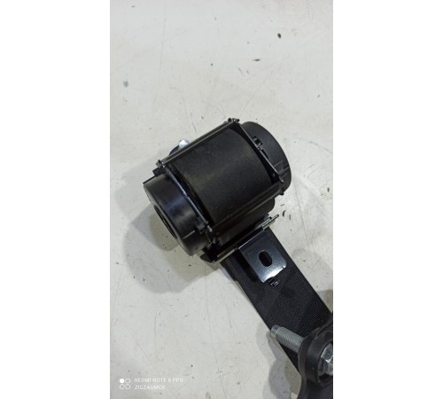 Ремень безопасности (задний левый)