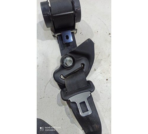 Ремень безопасности (задний левый)