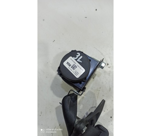 Ремень безопасности (задний левый)