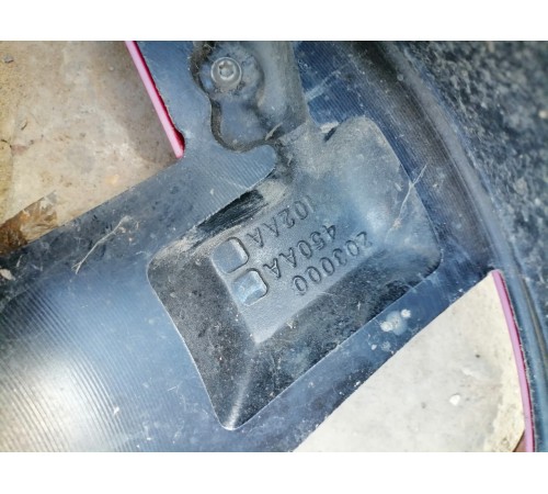 Диск литой R18