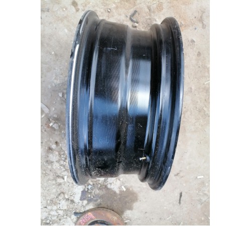 Диск литой R18