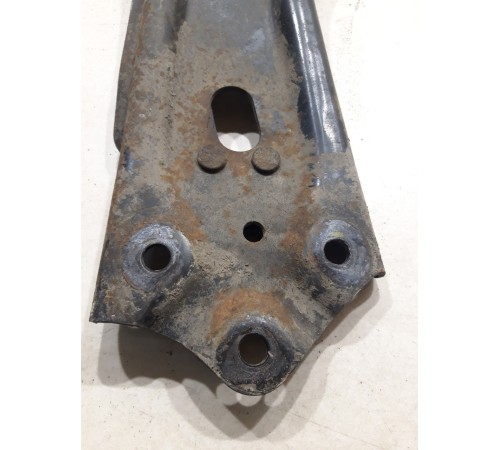 Рычаг подвески(задний левый)