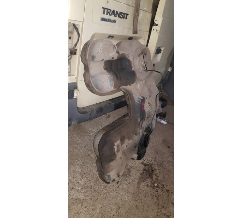 Бак топливный