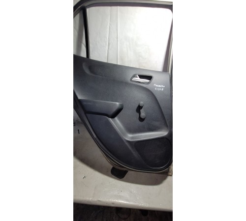 Обшивка двери Задняя левая