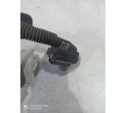 Электропроводка двери (передняя правая)