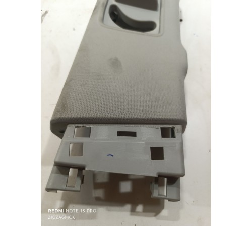 Обшивка центральной стойки правая верхняя