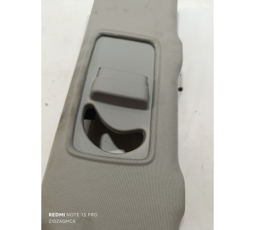 Обшивка центральной стойки правая верхняя