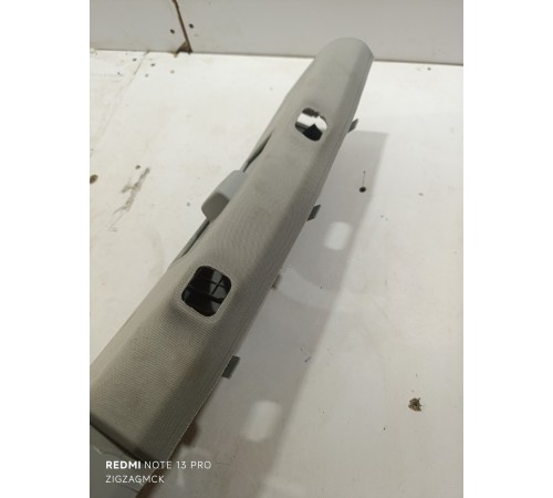 Обшивка центральной стойки правая верхняя