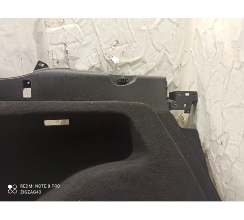 Обшивка багажника(левая)