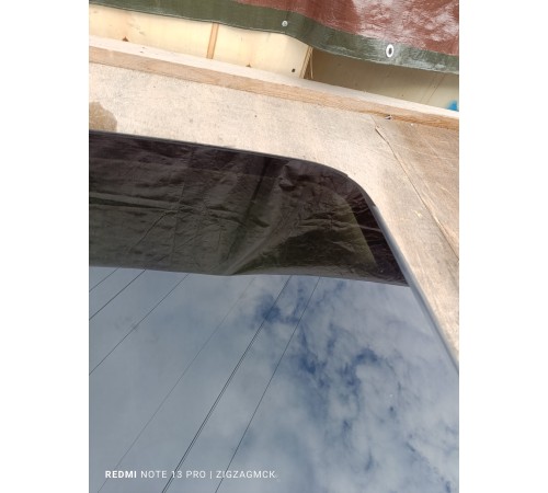 Стекло люка заднее