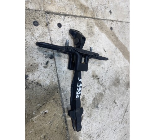 Ограничитель двери задней правой