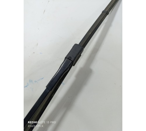 Поводок стеклоочистителя левый, водительский