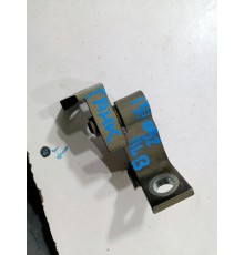 Петля двери передняя левая верхняя