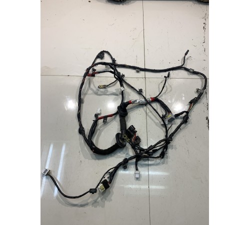 Электропроводка двери багажника