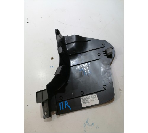 Накладка порога передняя правая внутренняя