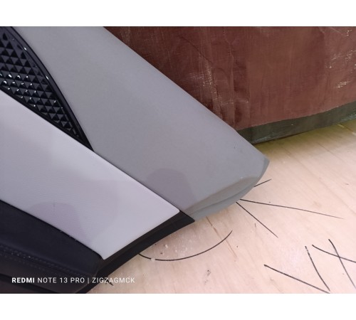 Обшивка двери Задняя Правая 