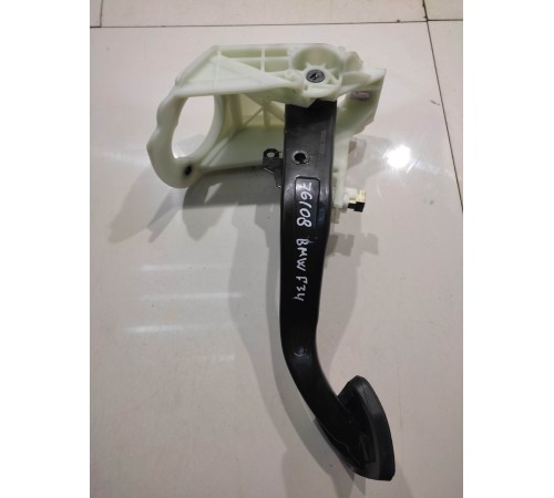 Педаль тормоза