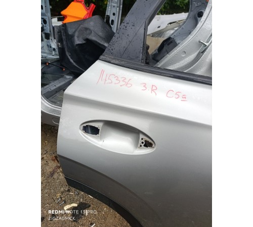 Дверь задняя правая