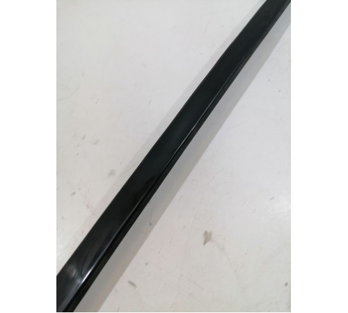 Накладка стойки лобового стекла правая