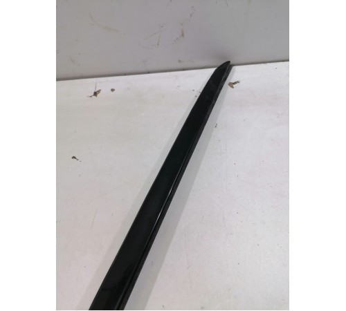 Накладка стойки лобового стекла правая