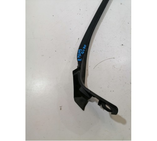 Накладка стойки лобового стекла правая