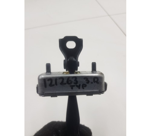 Ограничитель двери задний правый