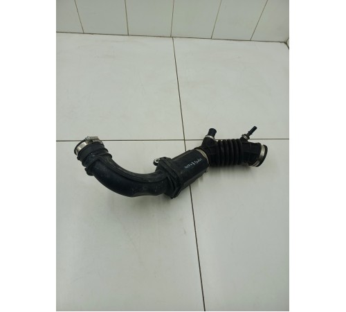 Патрубок воздушного фильтра