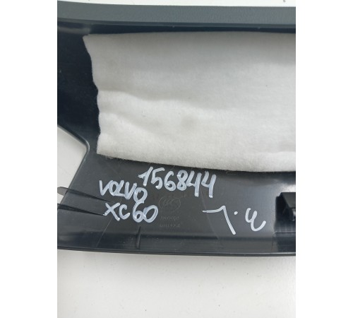 Обшивка стойки задняя левая