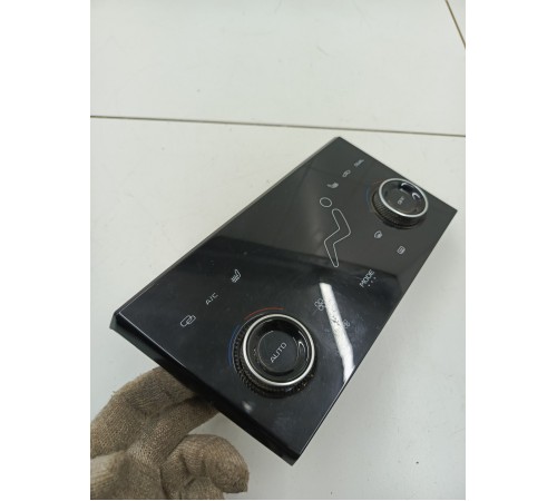 Блок управления климат контролем передний