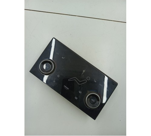 Блок управления климат контролем передний