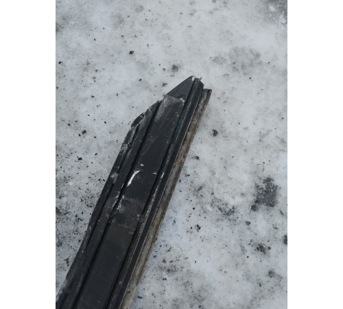 Подножка порога правая