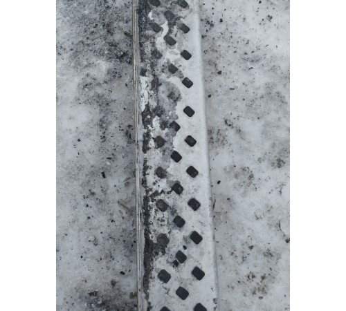 Подножка порога правая