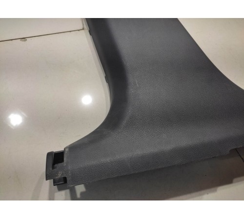 Обшивка центральной стойки(левая нижняя)