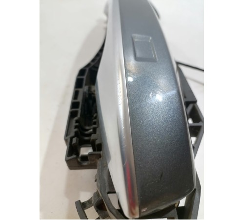 Ручка двери передняя правая