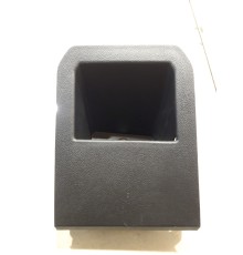 Крышка блока предохранителей салона