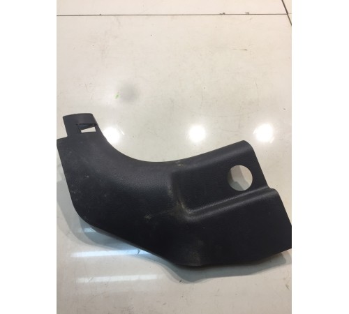 Накладка уголка порога (передняя,левая)