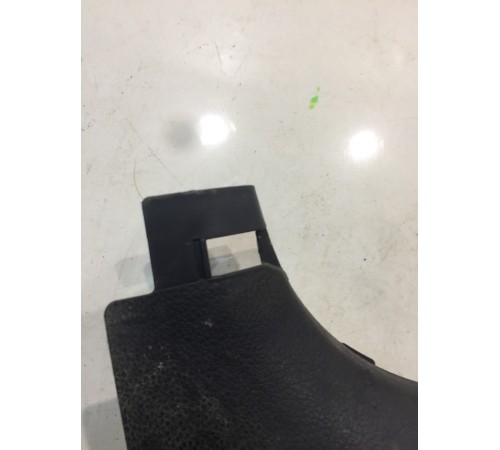 Накладка уголка порога (передняя,левая)