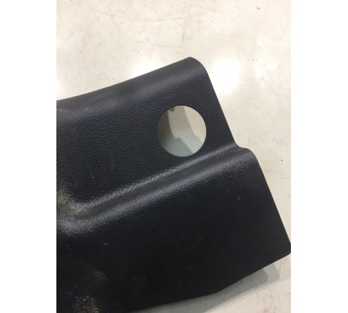 Накладка уголка порога (передняя,левая)