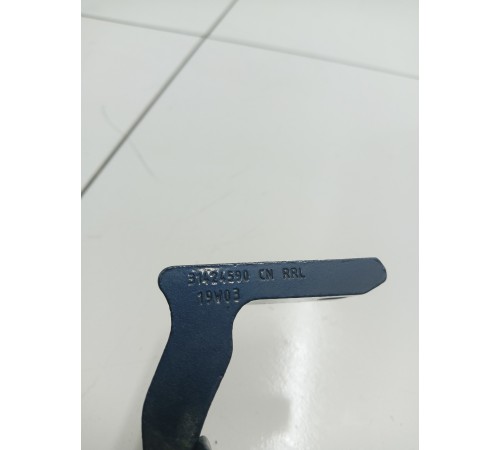 Петля двери задняя правая нижняя