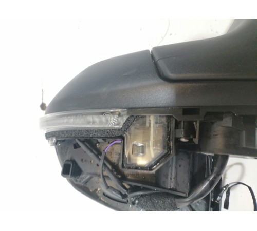 Зеркало заднего вида боковое левое