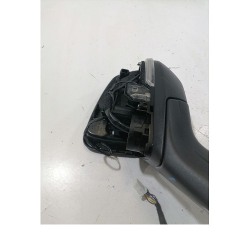 Зеркало заднего вида боковое левое