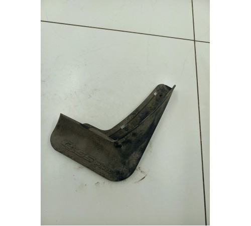 Брызговик задний правый