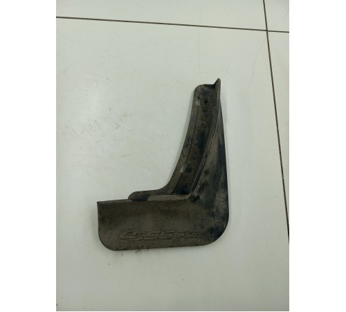 Брызговик задний правый