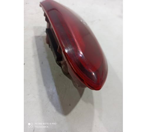 Фонарь крышки багажника правый