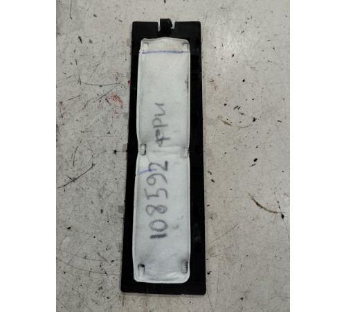 Накладка (крышка) пластик салона