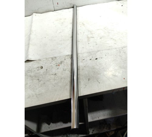 Уплотнитель стекла (задний правый наружный)