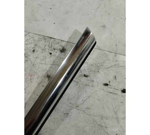 Уплотнитель стекла (задний правый наружный)